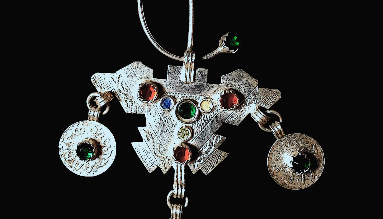 Discover Ancient Amazigh Jewelry: North African Art