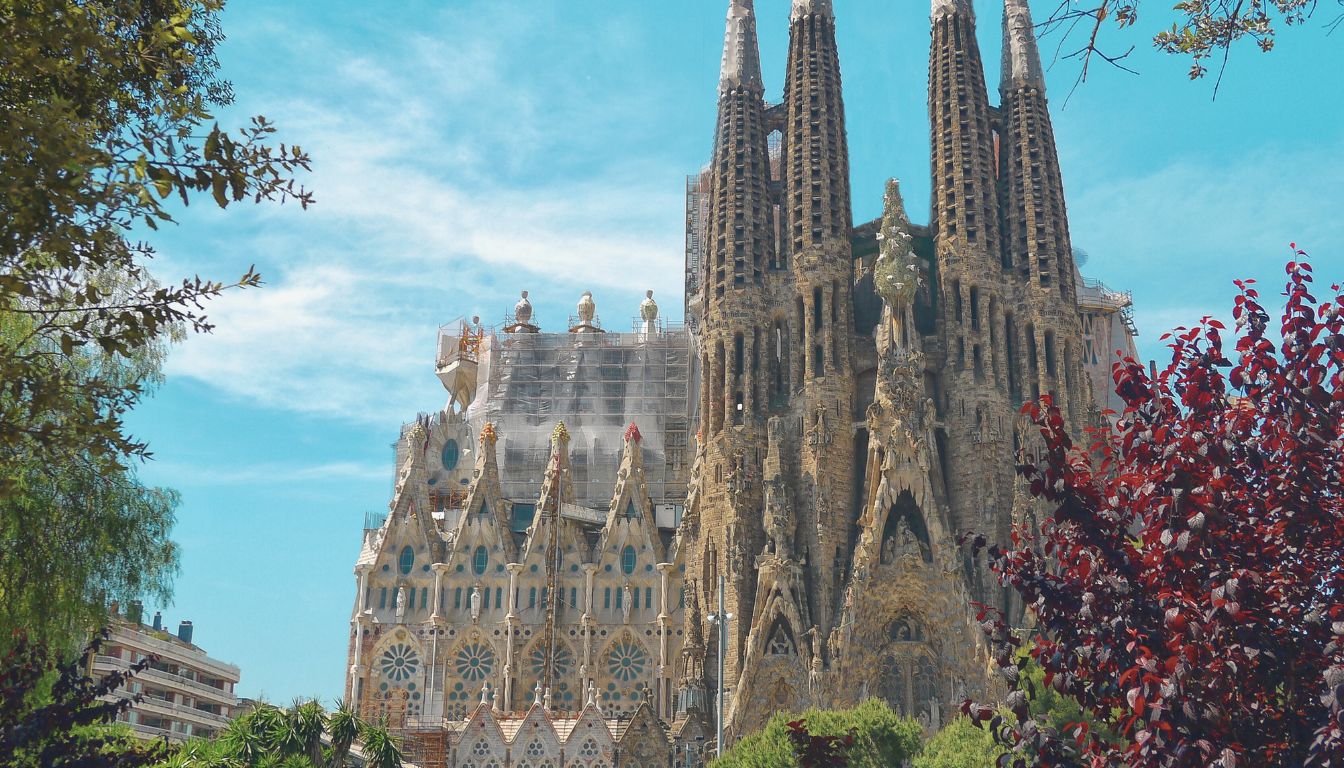 Gaudí’s Legacy: Shaping Barcelona’s Architecture